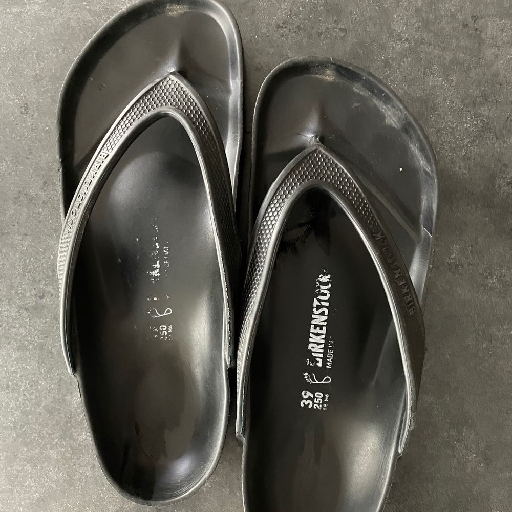 Birkenstock Essentials Honolulu Flip Flop Sandal